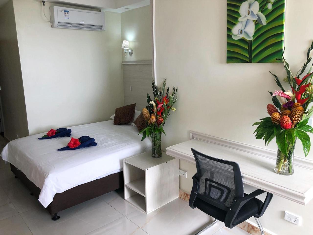 Central Bay Motel Порт Вила Екстериор снимка